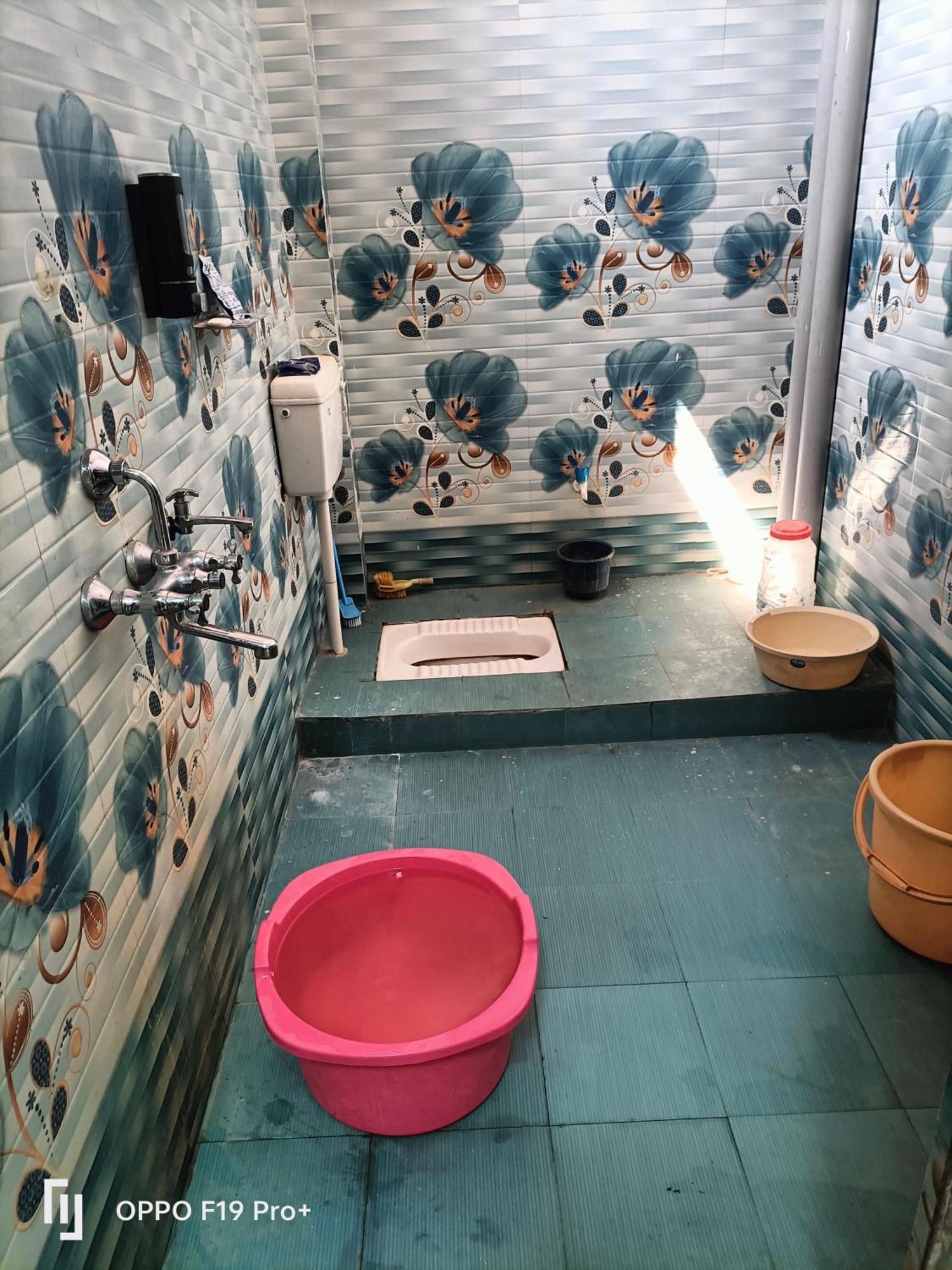 Shri Ram Sharnam Hotel Ayodhya Eksteriør billede
